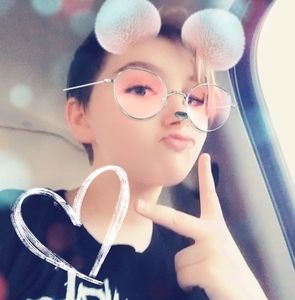 Meet your Posher, Alexa jo